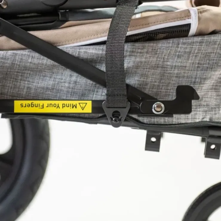 Innopet Sporty Evolution hundeklapvogn og cykelvogn i et