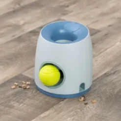 Trixie Ball & Treat | Level 3